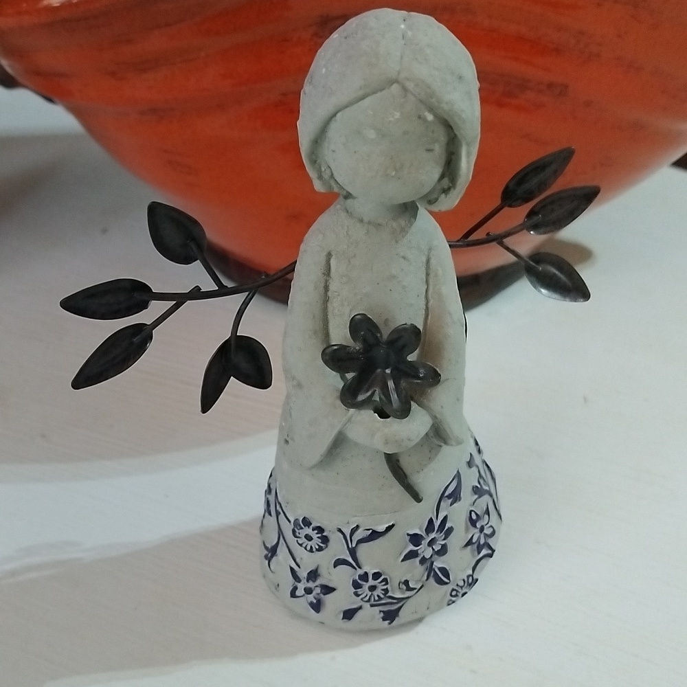 Angel with metal wings. 83Y1